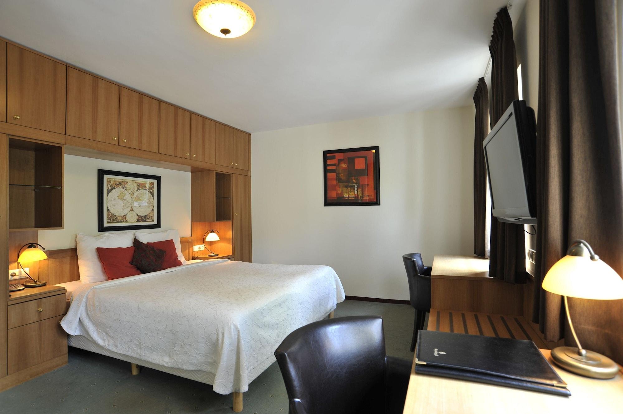 Parkhotel Mastbosch Μπρέντα Εξωτερικό φωτογραφία